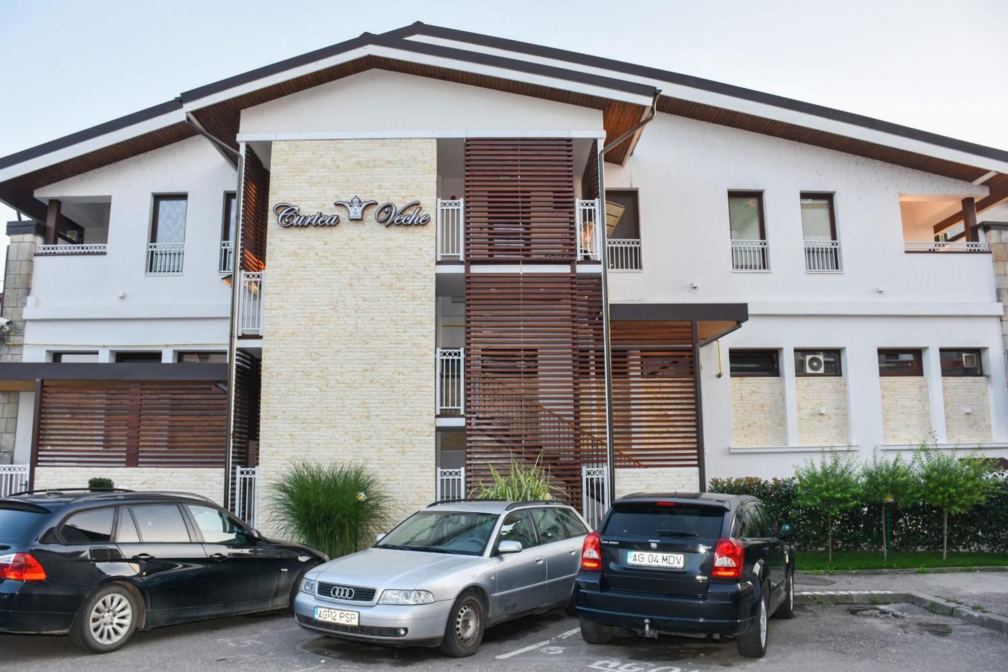 Hotel Curtea Veche Curtea de Argeş 外观 照片